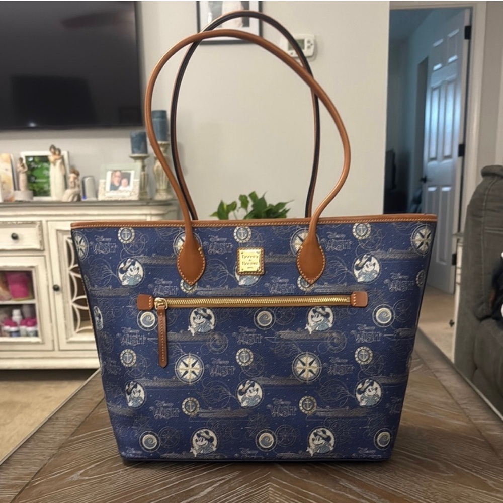 NWT Collectible Dooney & Bourke Disney Nautical Wish Leather Tote Bag